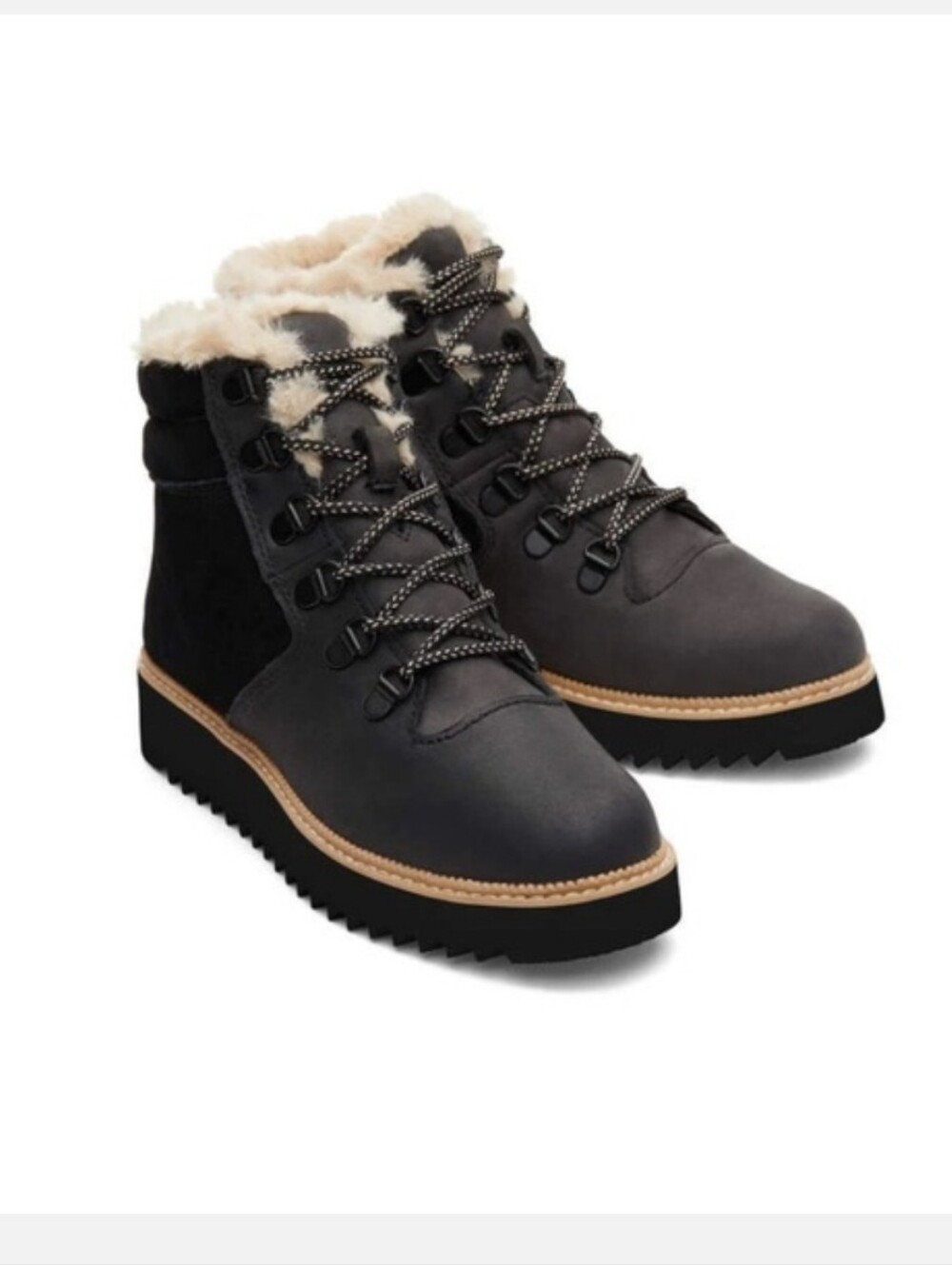 TOMS Women's Mojave boots
